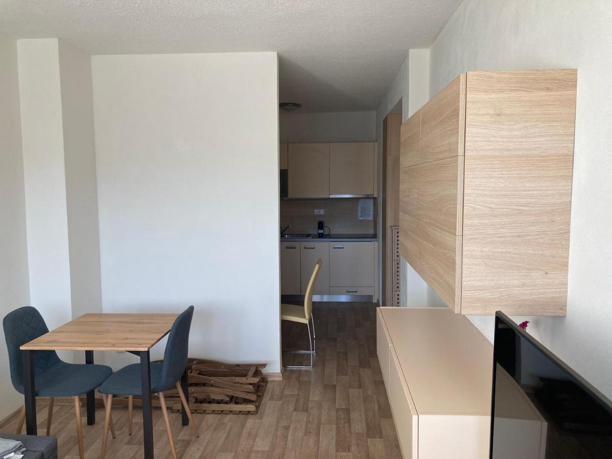 Apartman Vsemina 300 Všemina Exterior foto