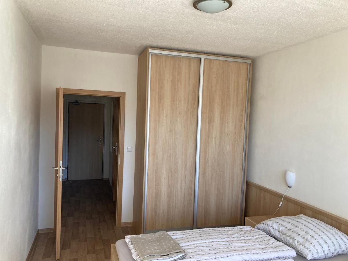 Apartman Vsemina 300 Všemina Exterior foto